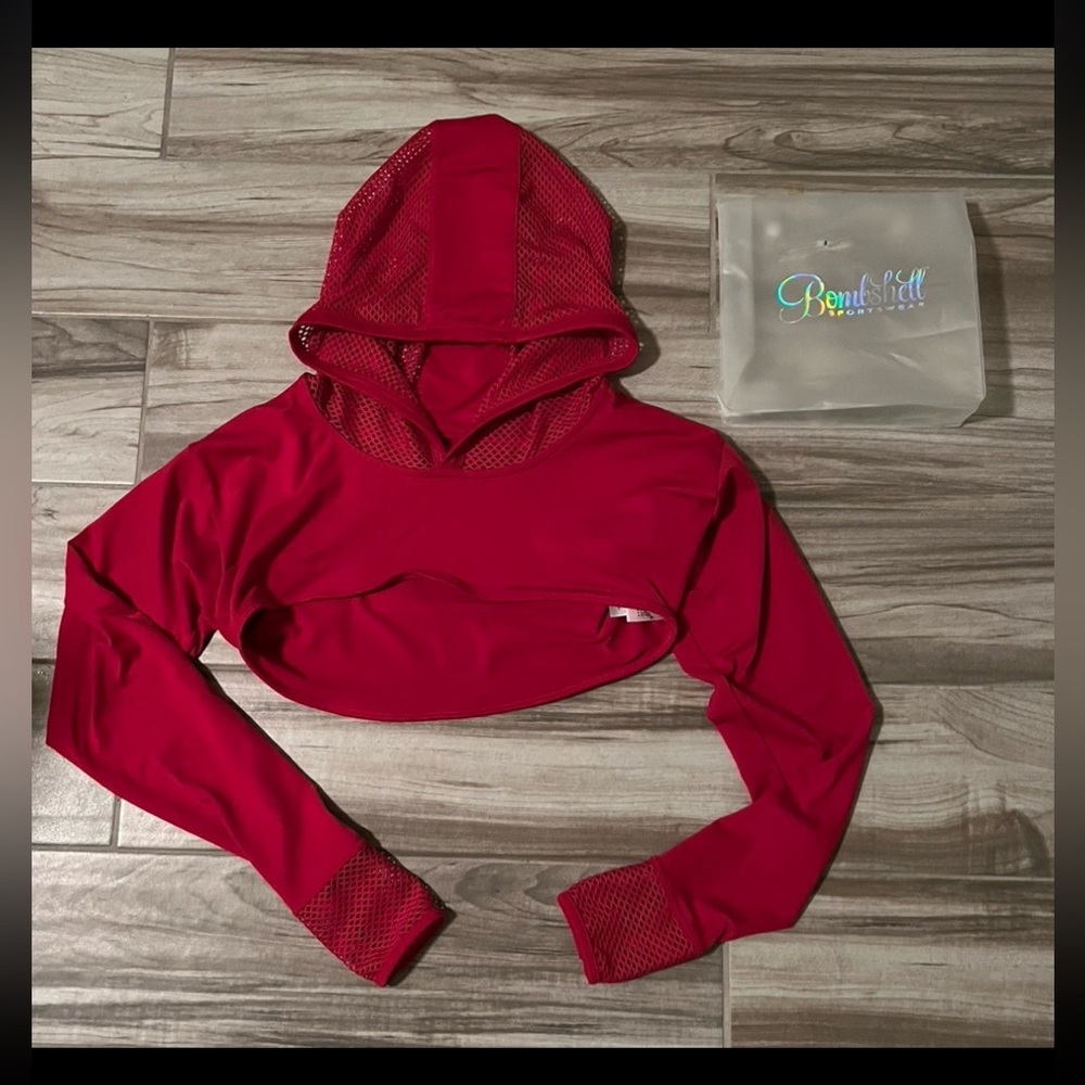 Bombshell sportswear mohawk mesh red pullover hoodie medium m